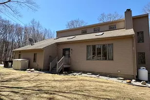 29 Whitney Rd, Columbia, CT 06237 - Photo 3