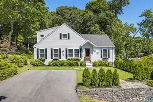 16 Parker Terrace, Essex, CT 06426 - Photo 1