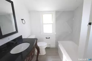 395 Ellis St, New Britain, CT 06051 - Photo 7