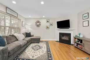 680 Hope St, Stamford, CT 06907 - Photo 3
