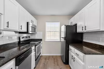 680 Hope Street #12, Stamford, CT 06907 - Photo 7