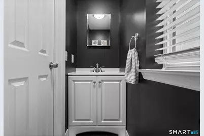 680 Hope Street #12, Stamford, CT 06907 - Photo 9