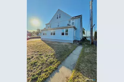 28 Bridgeport Avenue, Milford, CT 06460 - Photo 13