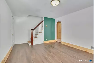 13 Benjamin Street, Bristol, CT 06010 - Photo 5