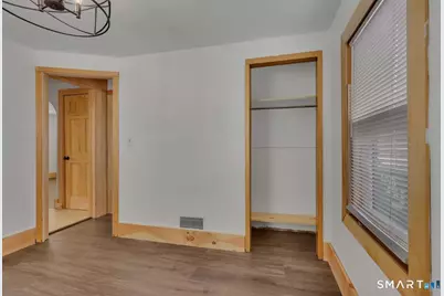 13 Benjamin Street, Bristol, CT 06010 - Photo 15