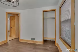 13 Benjamin St, Bristol, CT 06010 - Photo 15