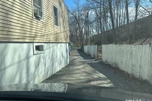 157 Jackson St, Ansonia, CT 06401 - Photo 17