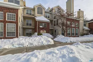 299 Carriage Crossing Ln, Middletown, CT 06457 - Photo 3