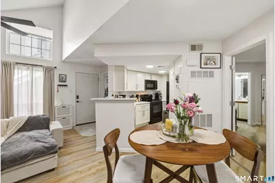 299 Carriage Crossing Lane #299, Middletown, CT 06457 - Photo 7