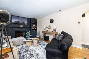 160 Fair St, Bristol, CT 06010 - Photo 3