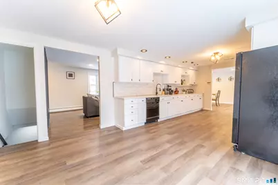 97 University Avenue, East Hartford, CT 06108 - Photo 7