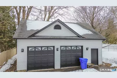 97 University Avenue, East Hartford, CT 06108 - Photo 9