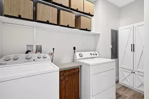 24 Church St, Old Saybrook, CT 06475 - Photo 21