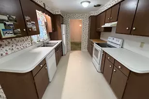 233 Conrad St, Naugatuck, CT 06770 - Photo 7