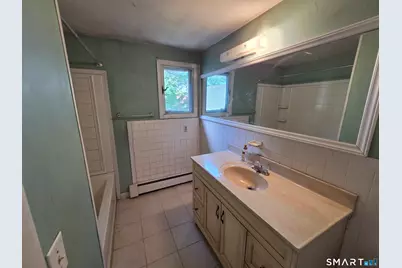 75 Bates Drive, East Hartford, CT 06108 - Photo 15