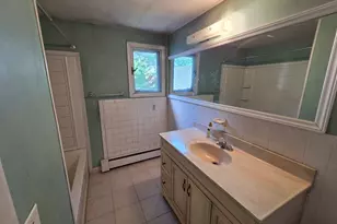 75 Bates Dr, East Hartford, CT 06108 - Photo 15