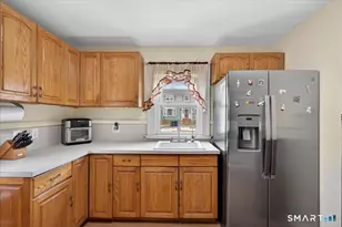 35 Marcel St, Bridgeport, CT 06606 - Photo 11