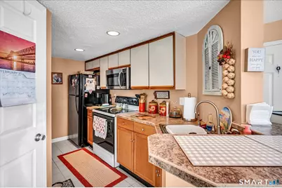 44 Carriage Crossing Lane #44, Middletown, CT 06457 - Photo 11