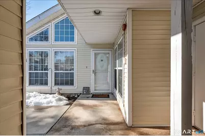 44 Carriage Crossing Lane #44, Middletown, CT 06457 - Photo 3