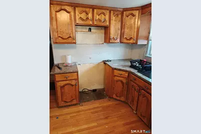 17 Silk Street, Norwalk, CT 06850 - Photo 5