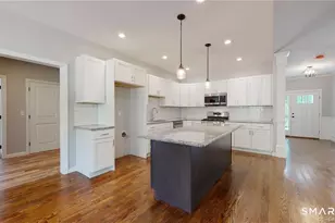 15 Bridge Ln, Enfield, CT 06082 - Photo 11