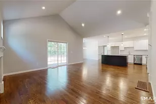 15 Bridge Ln, Enfield, CT 06082 - Photo 5