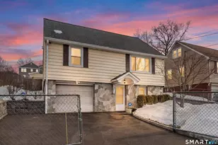 46 Oakleaf St, Bridgeport, CT 06606 - Photo 1