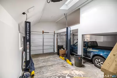 46 Oakleaf Street, Bridgeport, CT 06606 - Photo 27