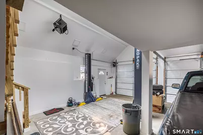 46 Oakleaf Street, Bridgeport, CT 06606 - Photo 23