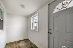 46 Oakleaf St, Bridgeport, CT 06606 - Photo 23