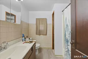 139 South St, Windham, CT 06226 - Photo 17