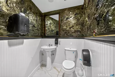 26 North Main Street, Waterbury, CT 06702 - Photo 9