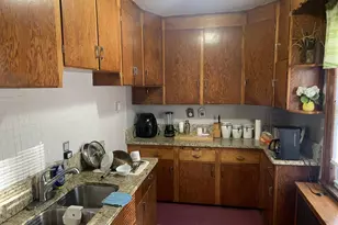 81 Chambers St, Waterbury, CT 06708 - Photo 7