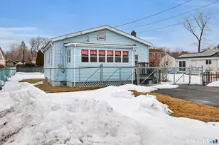 30 Bartlett St, Plainville, CT 06062 - Photo 3