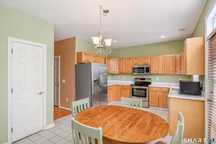 114 Silversmith Dr, Danbury, CT 06811 - Photo 9