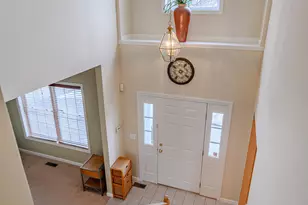 114 Silversmith Dr, Danbury, CT 06811 - Photo 15