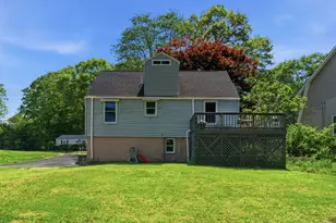 93 Flyers Dr, Norwich, CT 06360 - Photo 3
