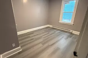 28 Hill St, Waterbury, CT 06704 - Photo 5