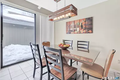 82 Country Walk, Shelton, CT 06484 - Photo 7