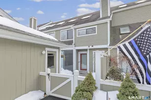 82 Country Walk, Shelton, CT 06484 - Photo 3