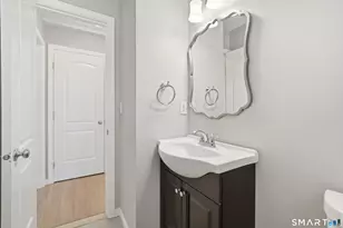 84 Brookside Cir, Windsor, CT 06095 - Photo 21