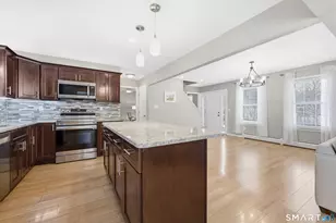 84 Brookside Cir, Windsor, CT 06095 - Photo 11