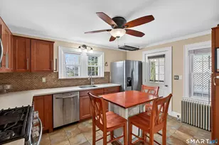 10 Hammer Pl, Branford, CT 06405 - Photo 15