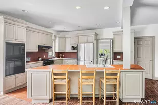 275 Talcott Notch Rd, Farmington, CT 06032 - Photo 9