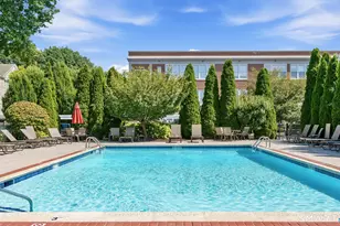 49 Park Pl Cir, West Hartford, CT 06110 - Photo 33