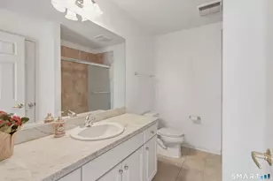 49 Park Pl Cir, West Hartford, CT 06110 - Photo 17