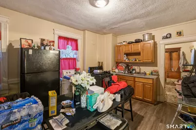 370 Maple Avenue, Hartford, CT 06114 - Photo 5