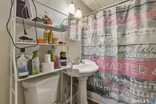 370 Maple Ave, Hartford, CT 06114 - Photo 23