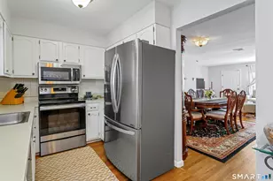 61 Grove St, Stamford, CT 06901 - Photo 7