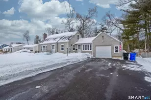 60 Barry Ln, Simsbury, CT 06070 - Photo 3